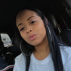 Meet your Posher, Yarlyn